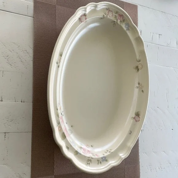 Pfaltzgraff Dining Pfaltzgraff Large Oval Platter Tea Rose